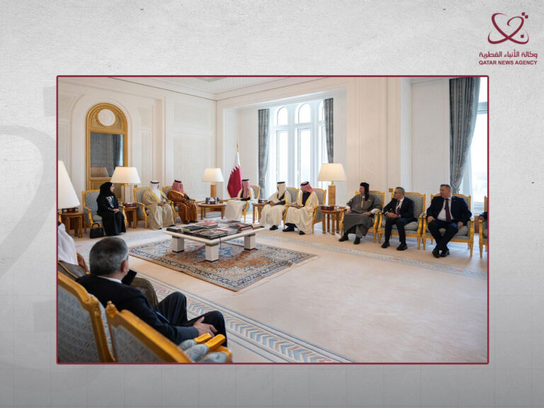 Prime Minister and Minister of Foreign Affairs Meets Heads of ...